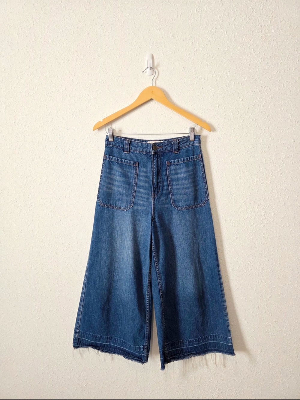 We The Free Wide-Leg Crop Denim Jeans in Medium Blue